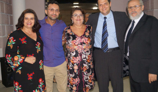Professora da UPE Caruaru, Terezinha Lucas recebe título de cidadã caruaruense